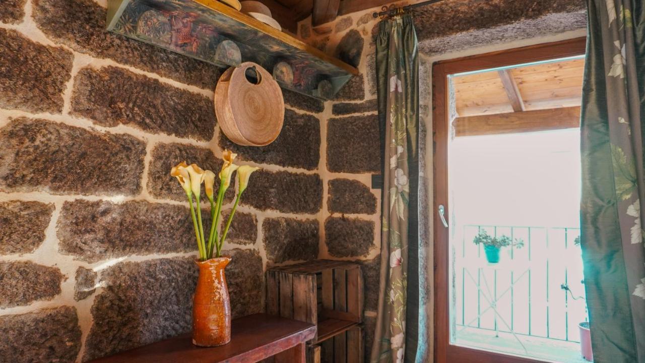 Casa La Trinidad - Ribeira Sacra Leilighet Nogueira De Ramuin Eksteriør bilde