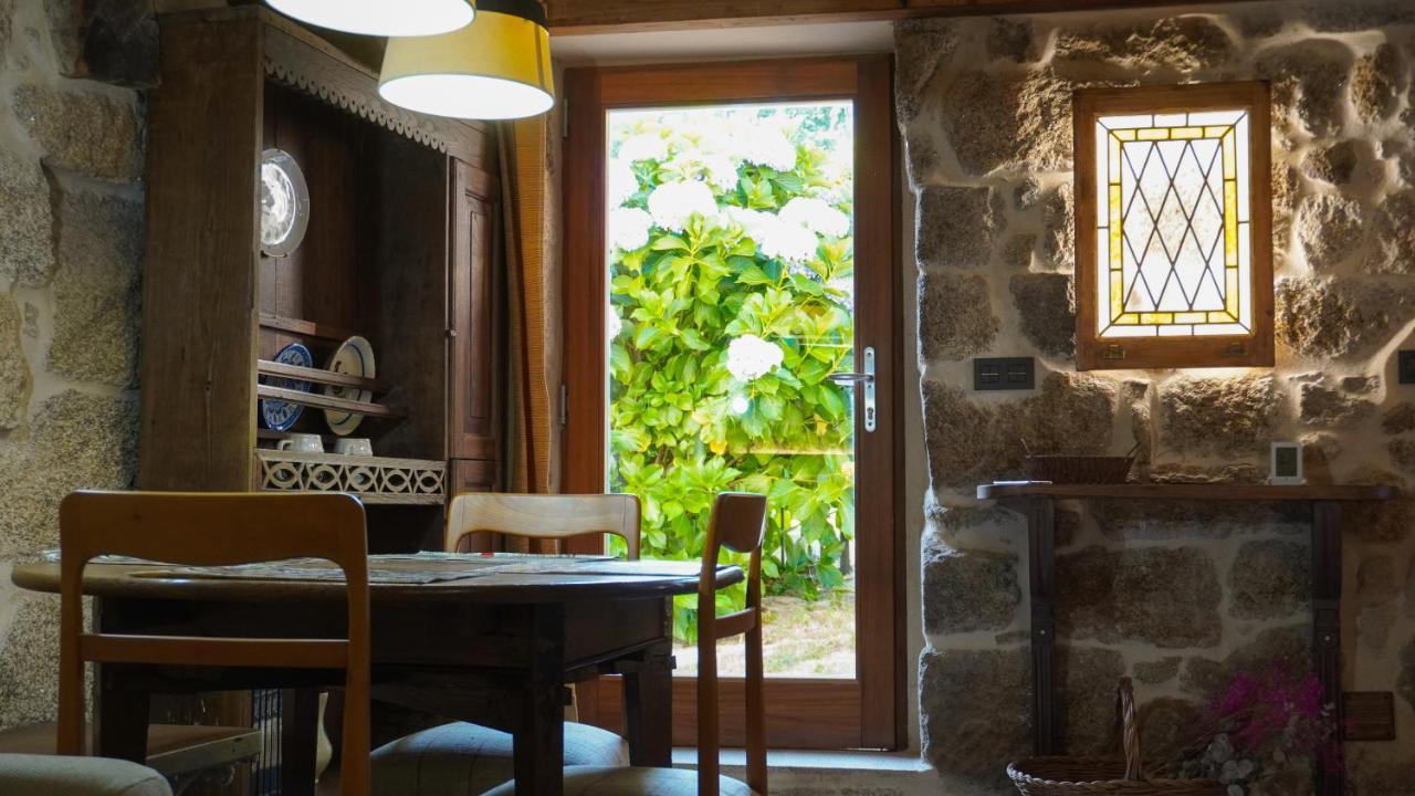 Casa La Trinidad - Ribeira Sacra Leilighet Nogueira De Ramuin Eksteriør bilde