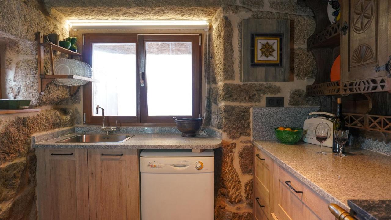 Casa La Trinidad - Ribeira Sacra Leilighet Nogueira De Ramuin Eksteriør bilde